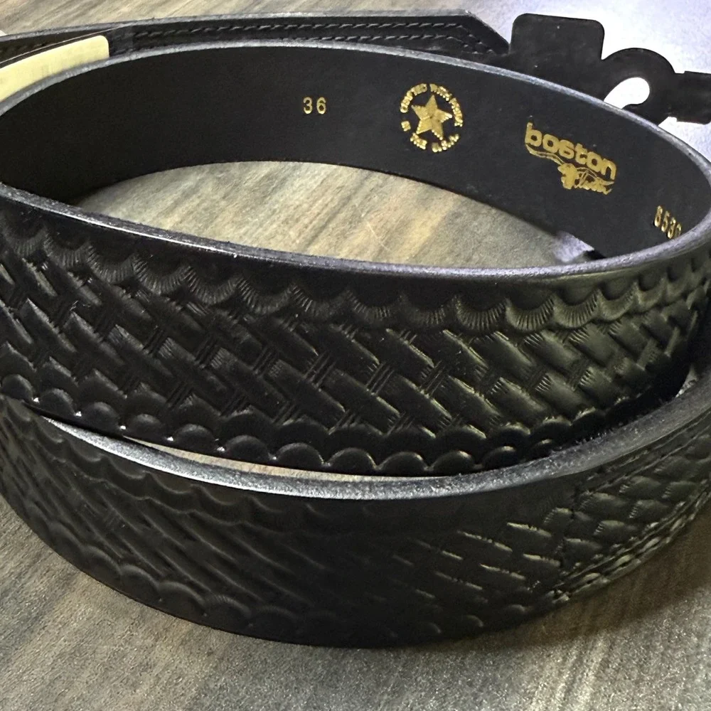 Boston Leather Belts Mens 36 Black Basketweave Full‎ Grain Hook & Loop Tipped